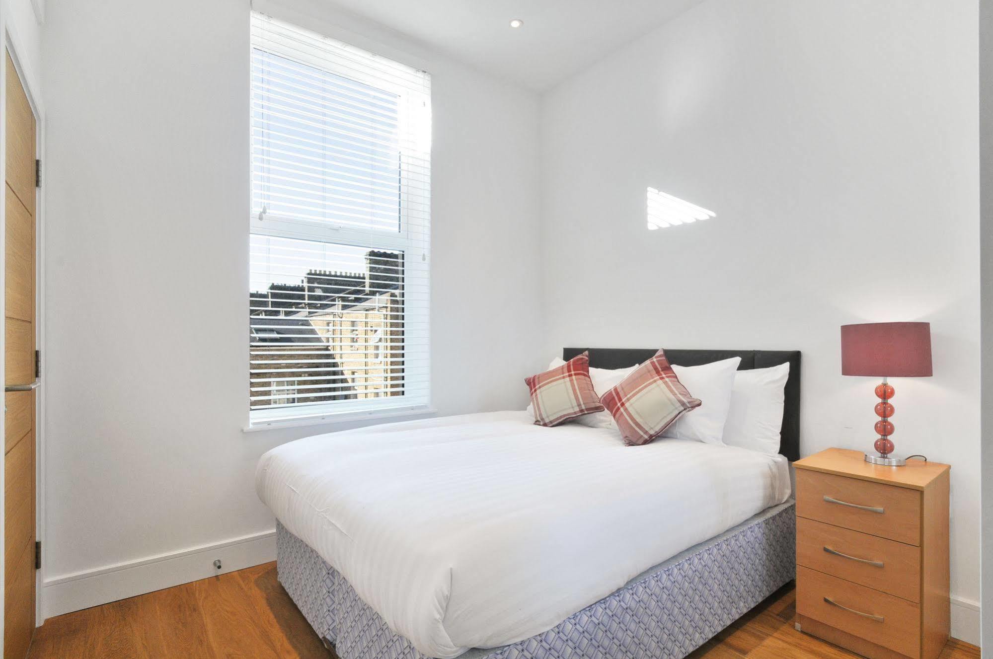 Access West Kensington Apartment London Ngoại thất bức ảnh